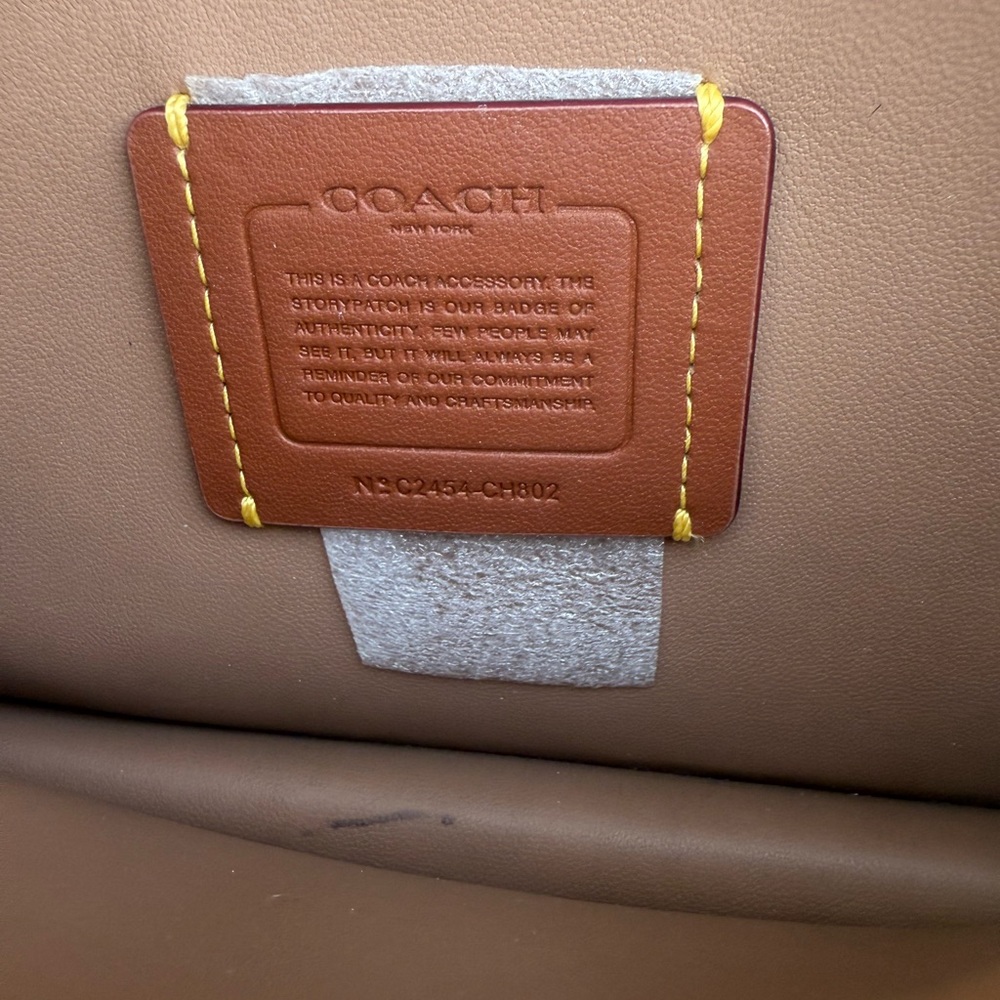 Coach Bea Crossbody - Picture 13 of 16